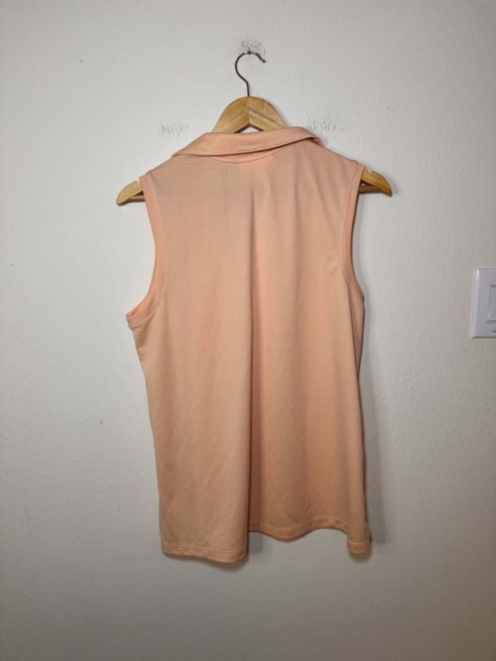 Walter Hagen Sleeveless Polo Women’s XXL Peach Fuzz Golf Shirt Performance NWT - Picture 6 of 6
